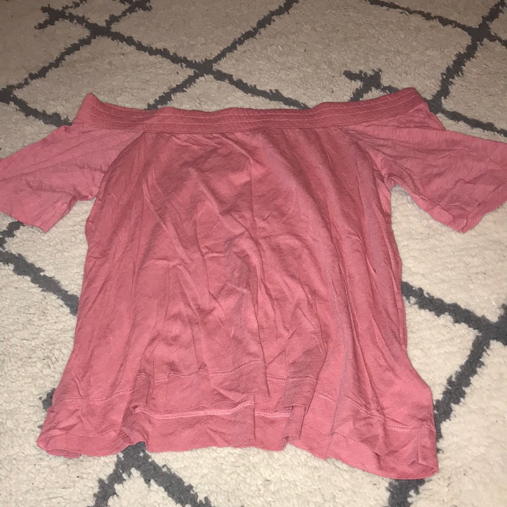 Splendid off shoulder t-shirt
